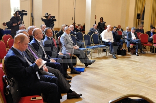 Заседание Столыпинского клуба “Программы для президента: общее и различия”